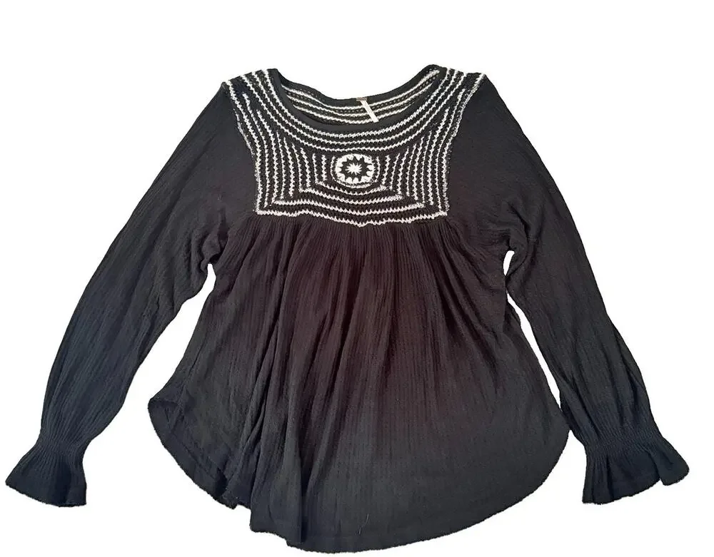 Free People Soul Mate Knit Crochet Black Long Sleeve Top Flare Cuff Size Medium